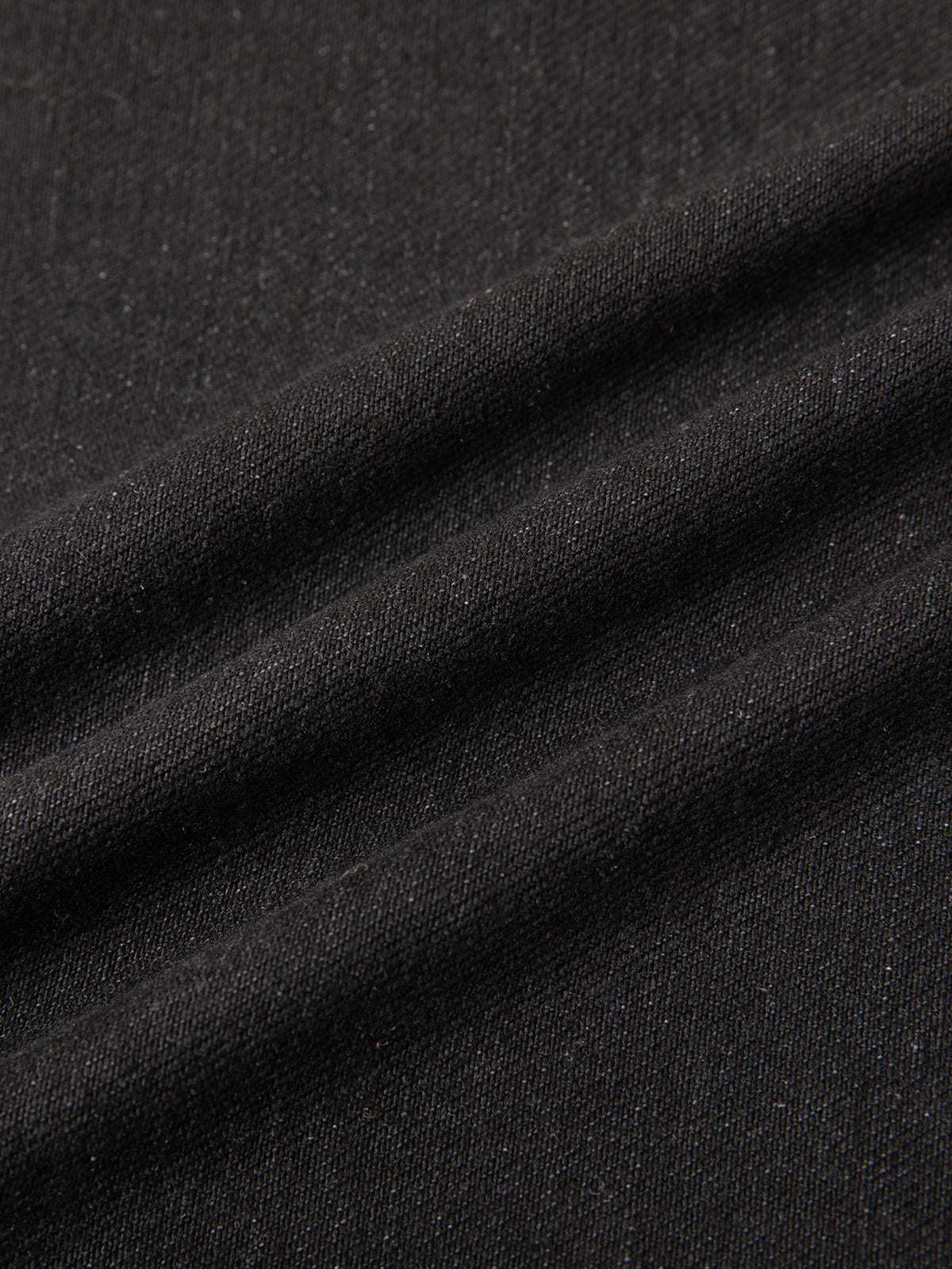 BLACK STRESSED JEANS